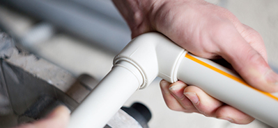 Vedenkäsittelyn edistyminen huippuluokan putki- ja sovitustekniikoilla